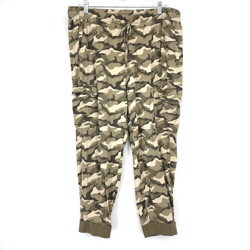 Torrid Soft Casual Jogger Cargo Pants Womens Sz 2X Tan Olive Camo Print Pull On